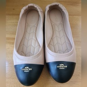 Coach Flats 8.5